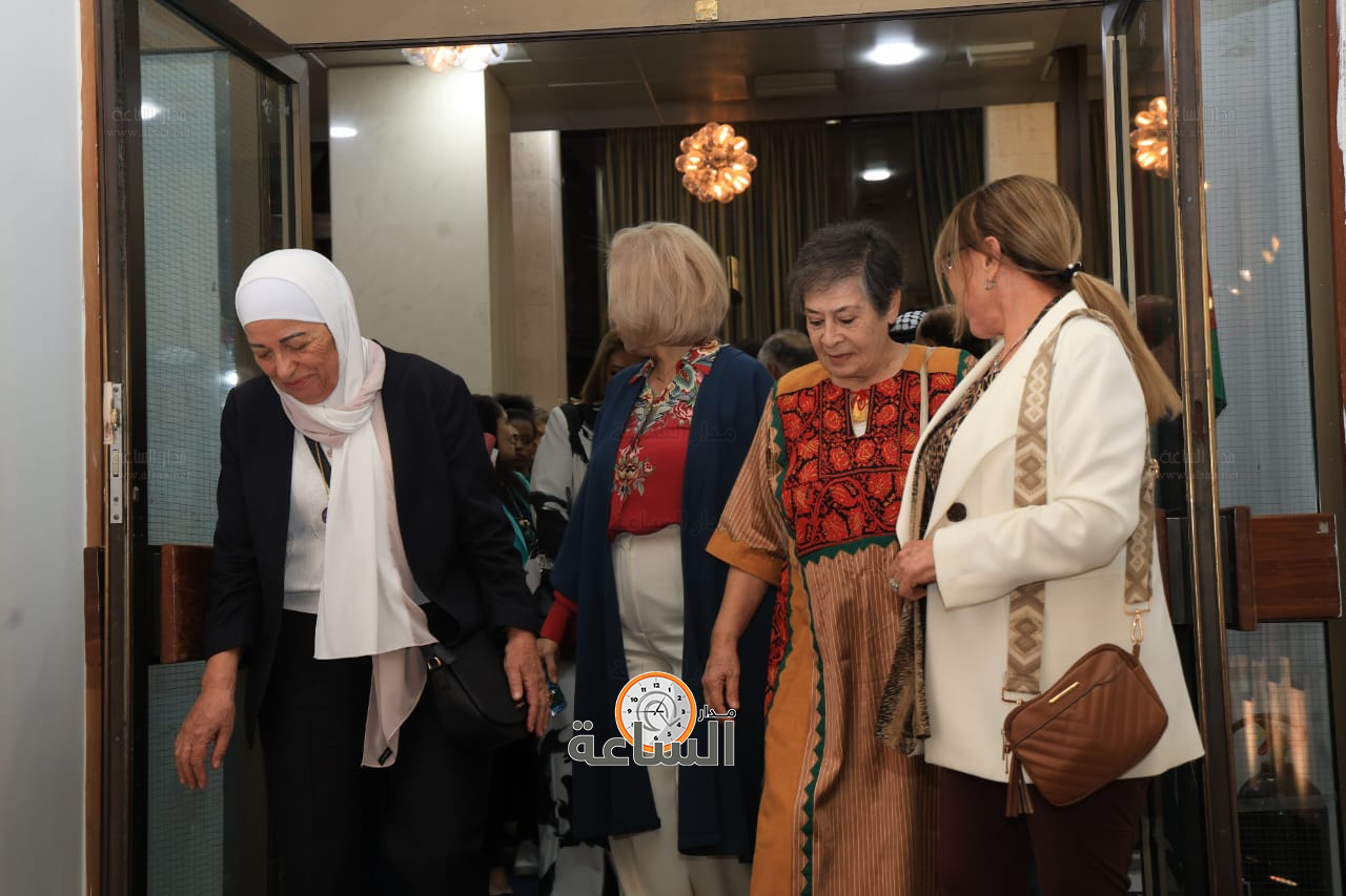 Madar Al-Saa Images 0.5609102757848888