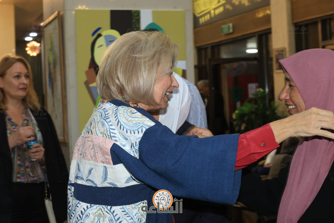 Madar Al-Saa Images 0.328795803474095