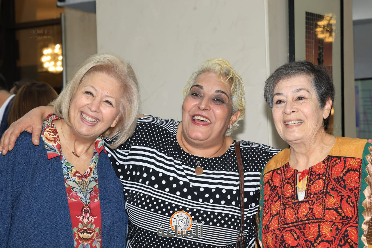 Madar Al-Saa Images 0.8703398580408847