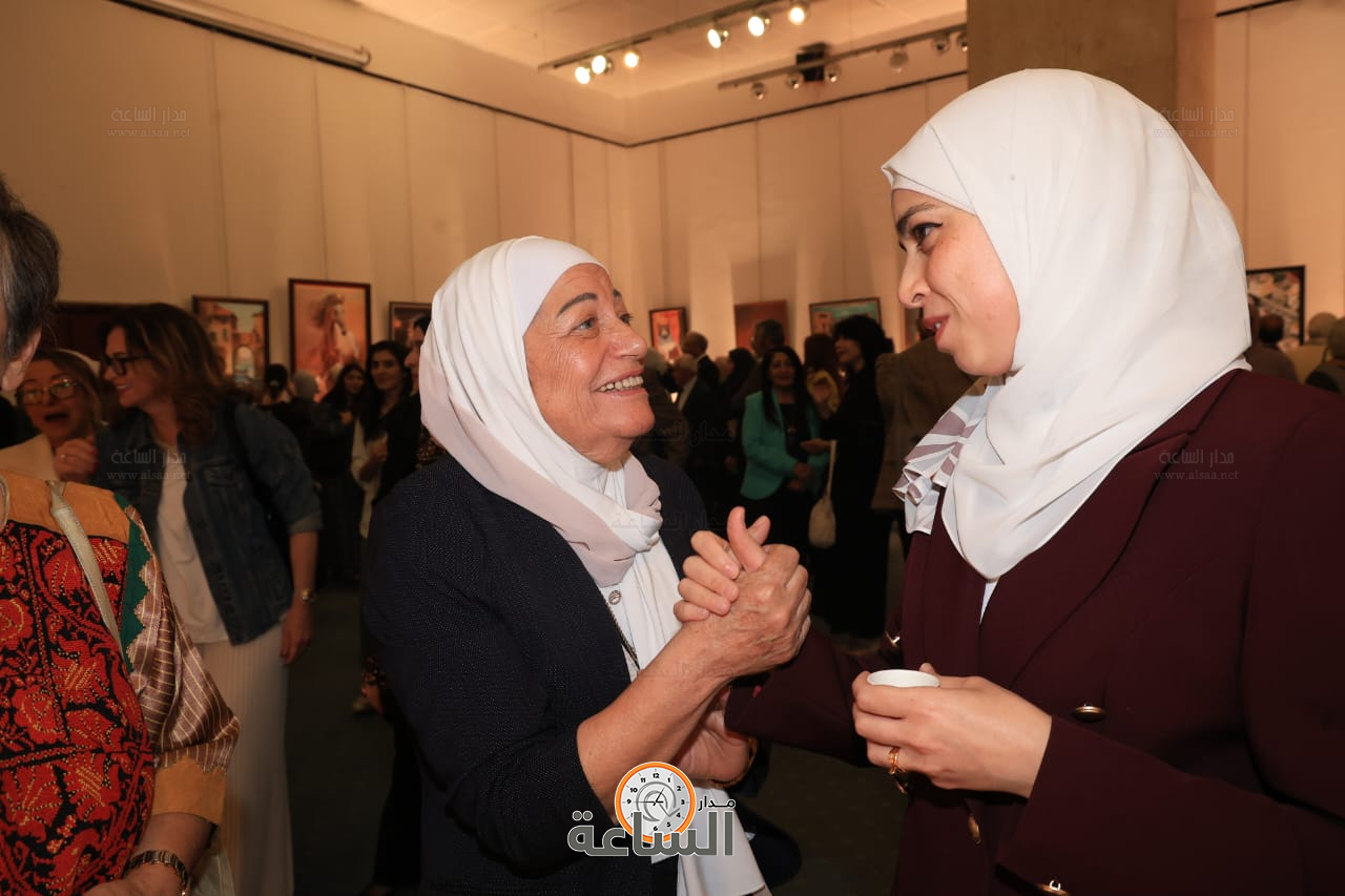 Madar Al-Saa Images 0.7485559282320918