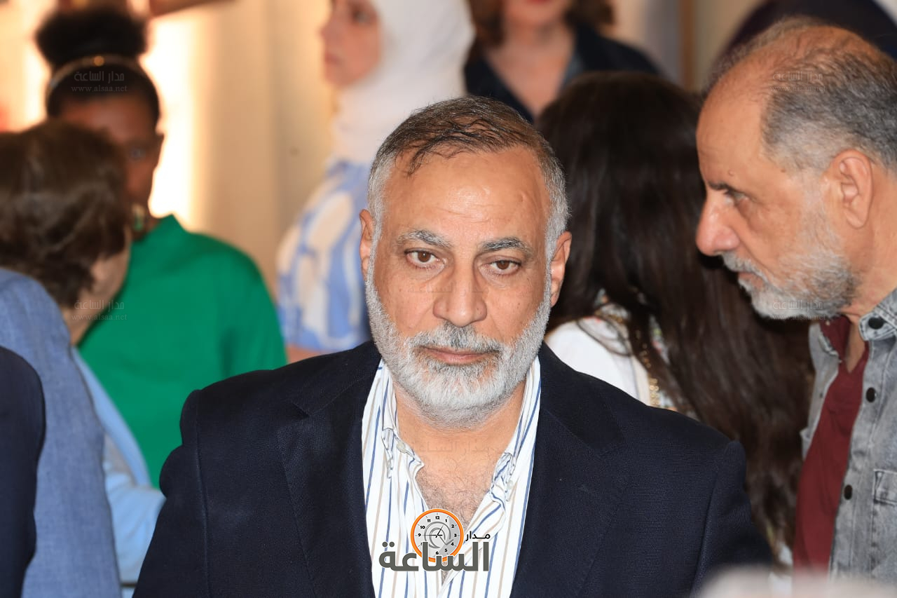 Madar Al-Saa Images 0.7109883488164525