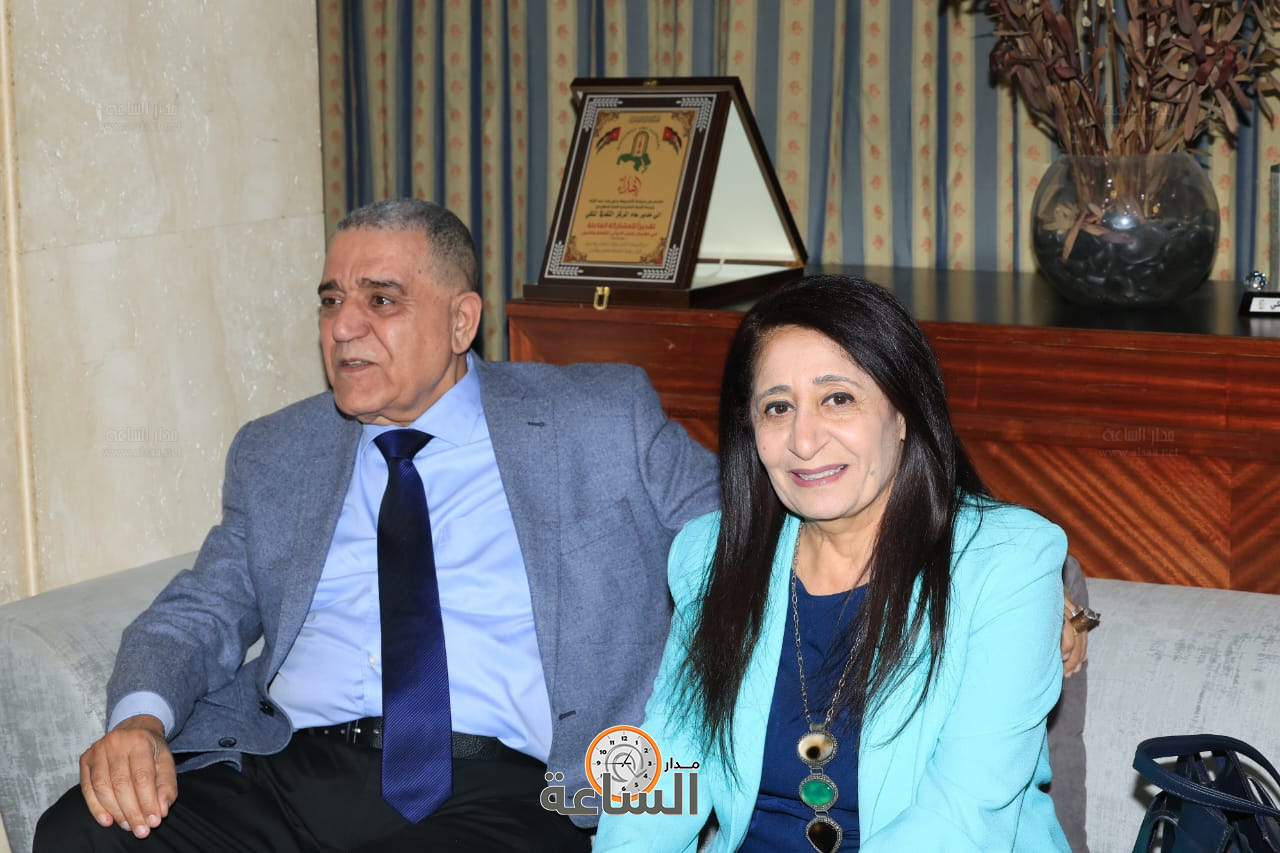 Madar Al-Saa Images 0.053117349584120066