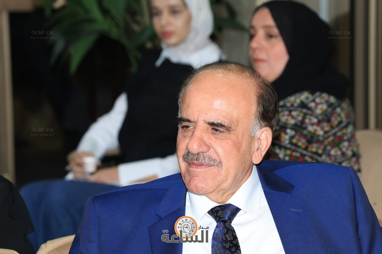 Madar Al-Saa Images 0.14158997011501373