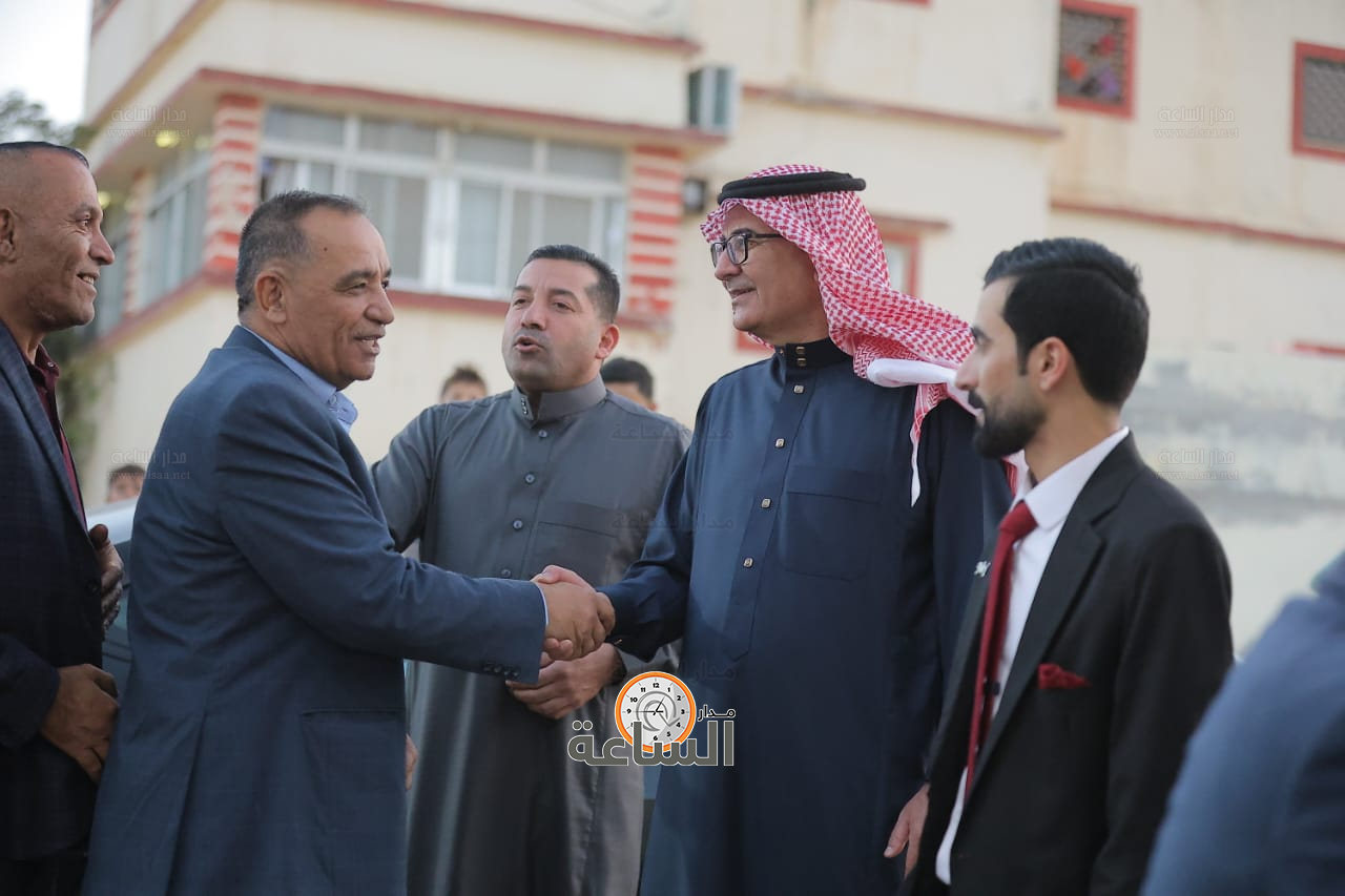 Madar Al-Saa Images 0.04223501822358944