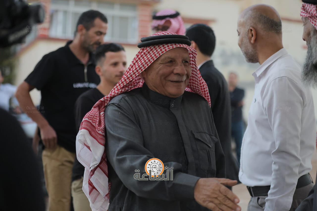 Madar Al-Saa Images 0.8434306161766165