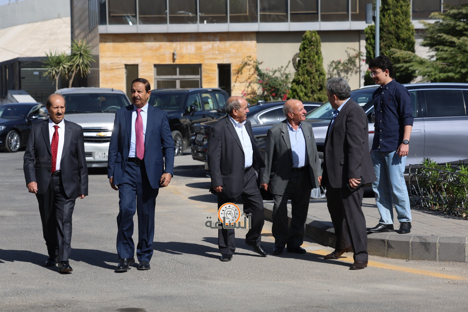 Madar Al-Saa Images 0.20950350046227872