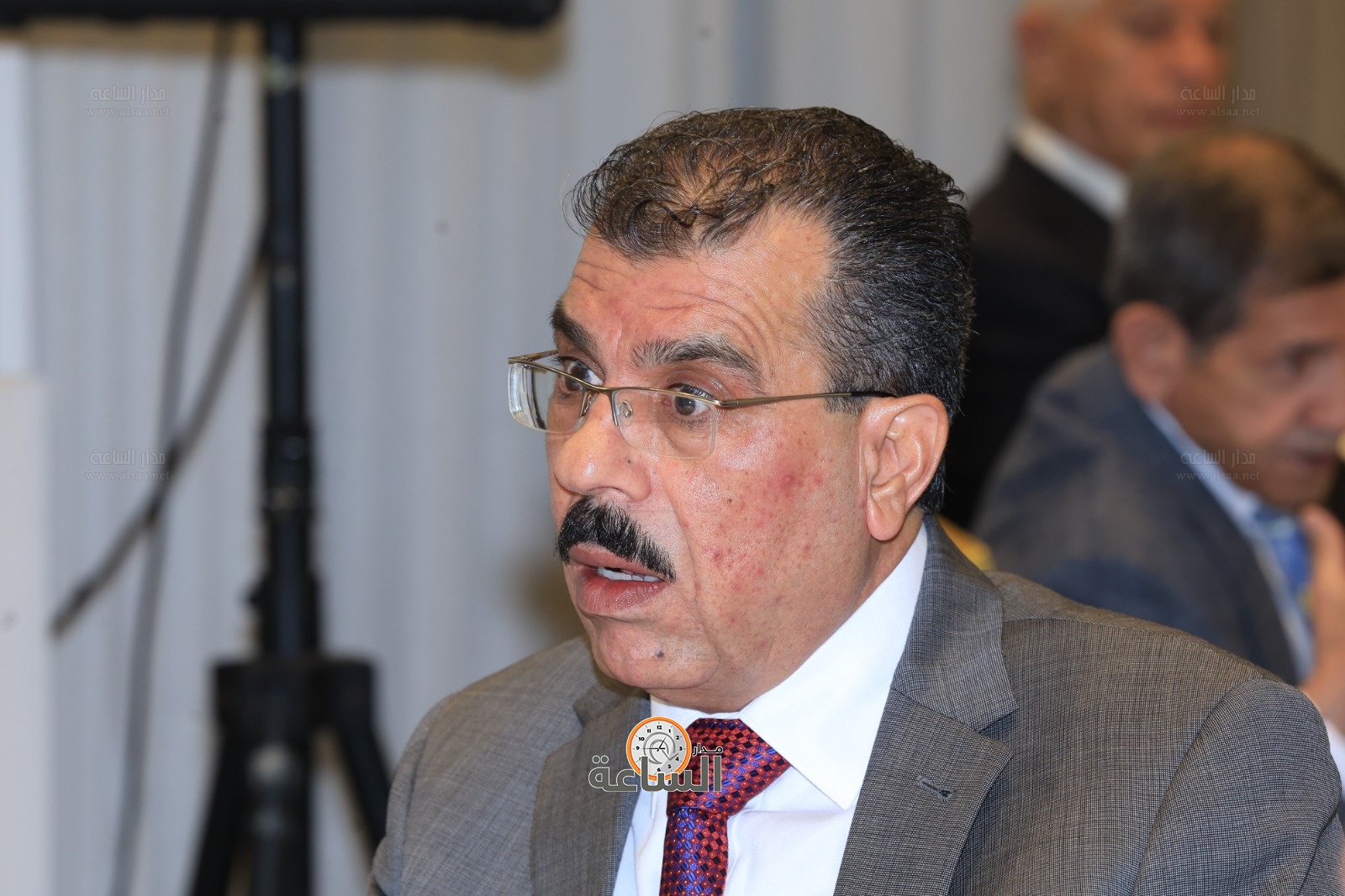 Madar Al-Saa Images 0.7570154175307418