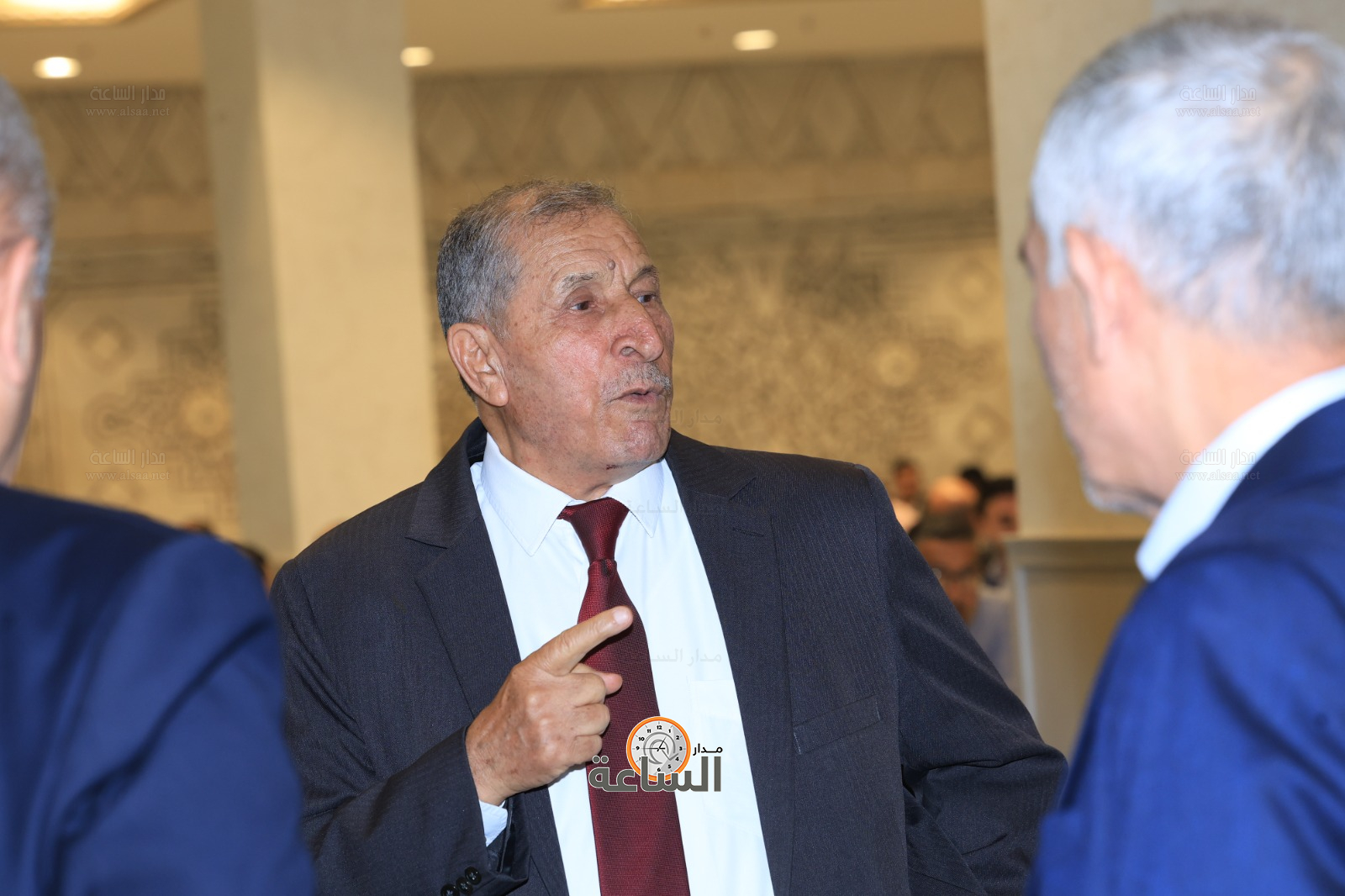 Madar Al-Saa Images 0.9486947471288054