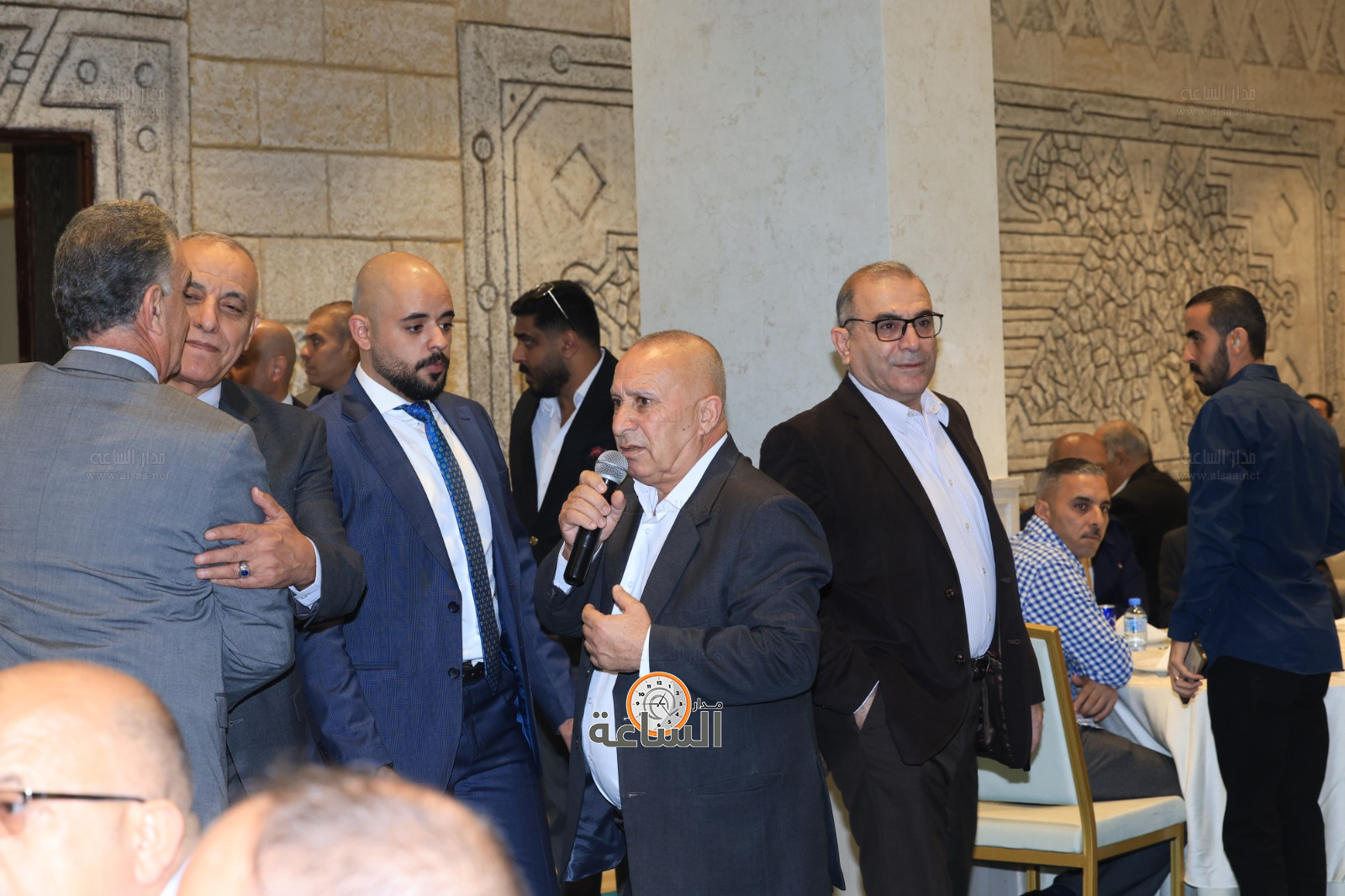 Madar Al-Saa Images 0.41073591163259515