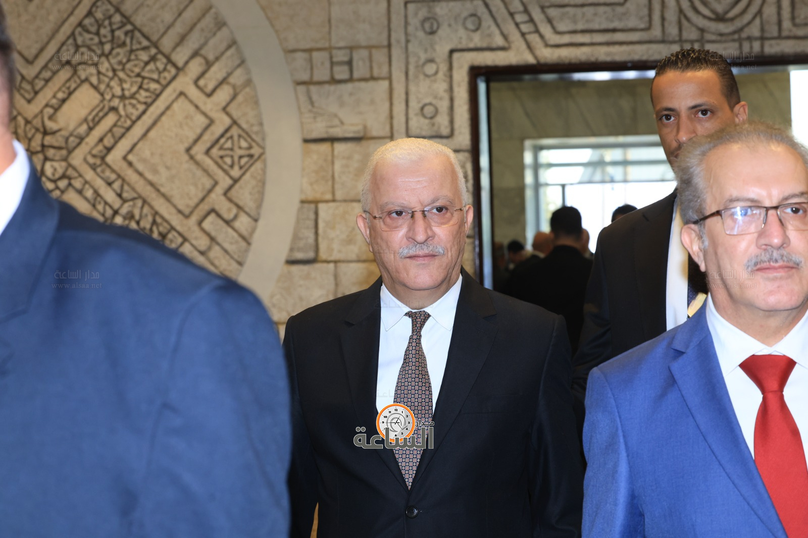 Madar Al-Saa Images 0.5860286409185628