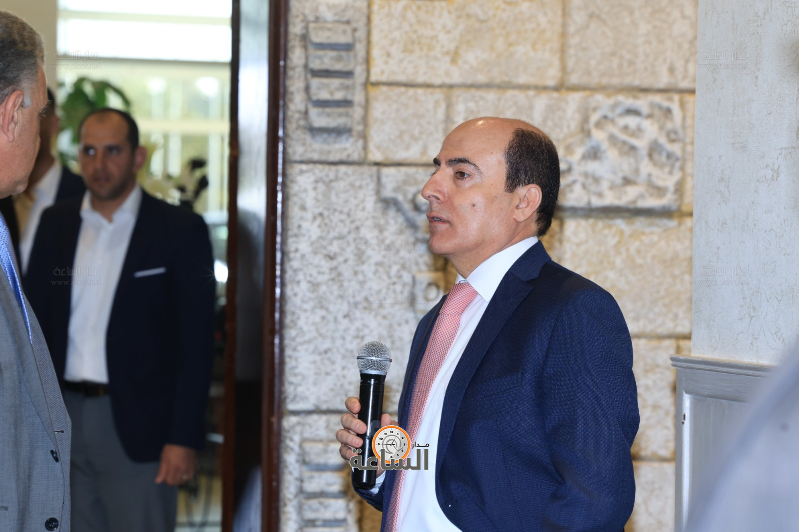 Madar Al-Saa Images 0.5733472910217445