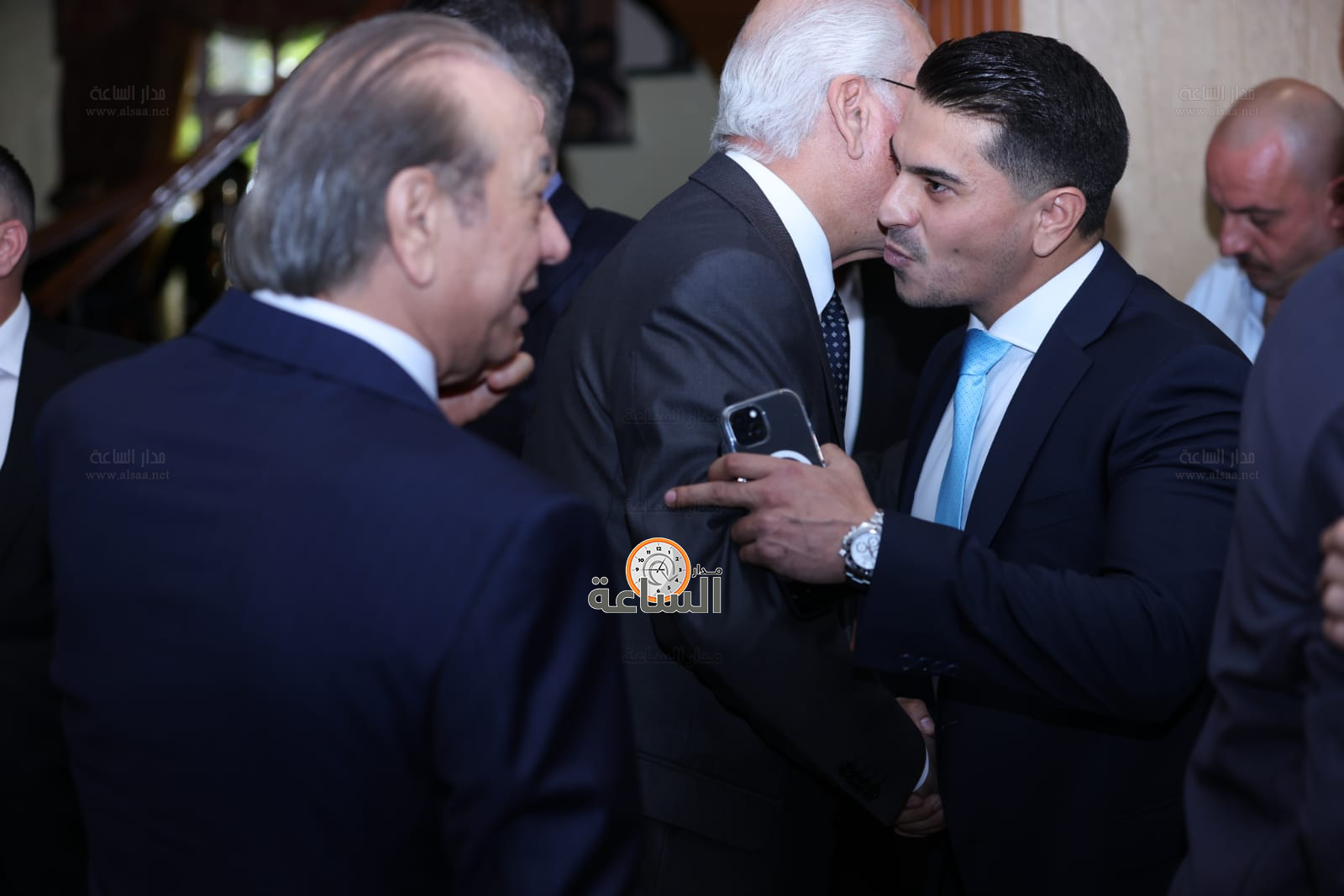 Madar Al-Saa Images 0.05189623430664103