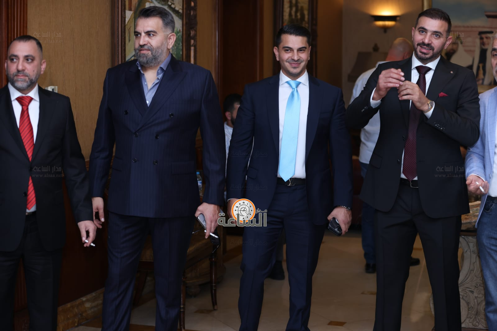 Madar Al-Saa Images 0.9162903174389523