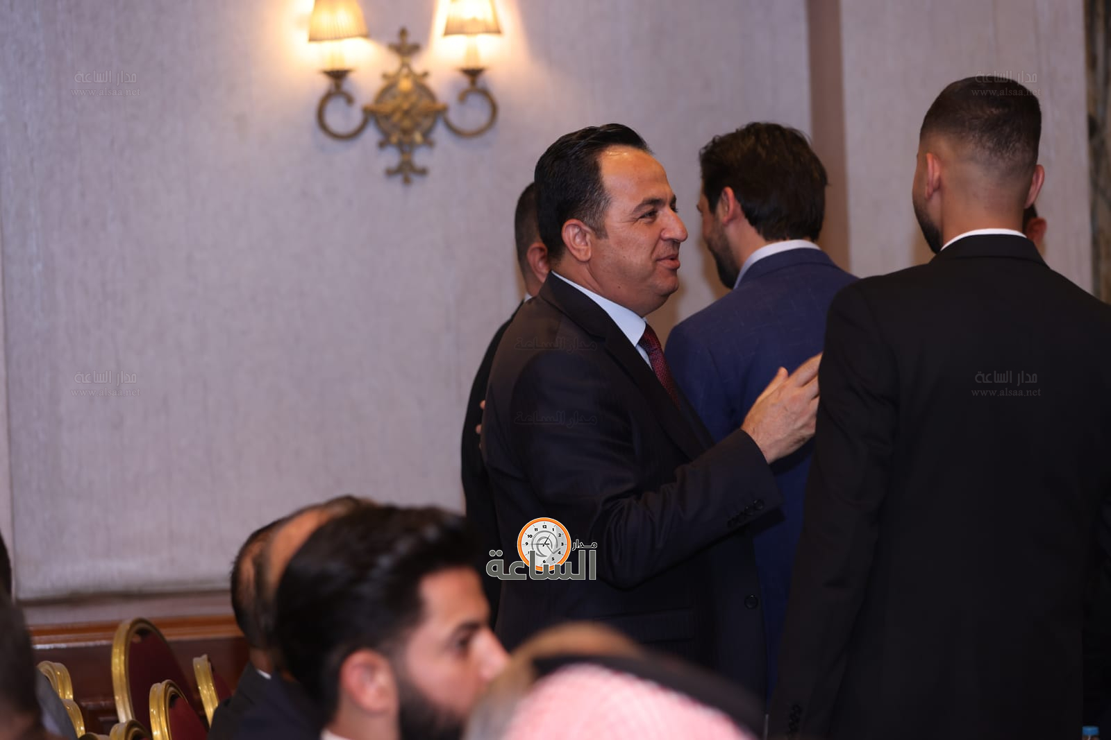 Madar Al-Saa Images 0.6400253512936896