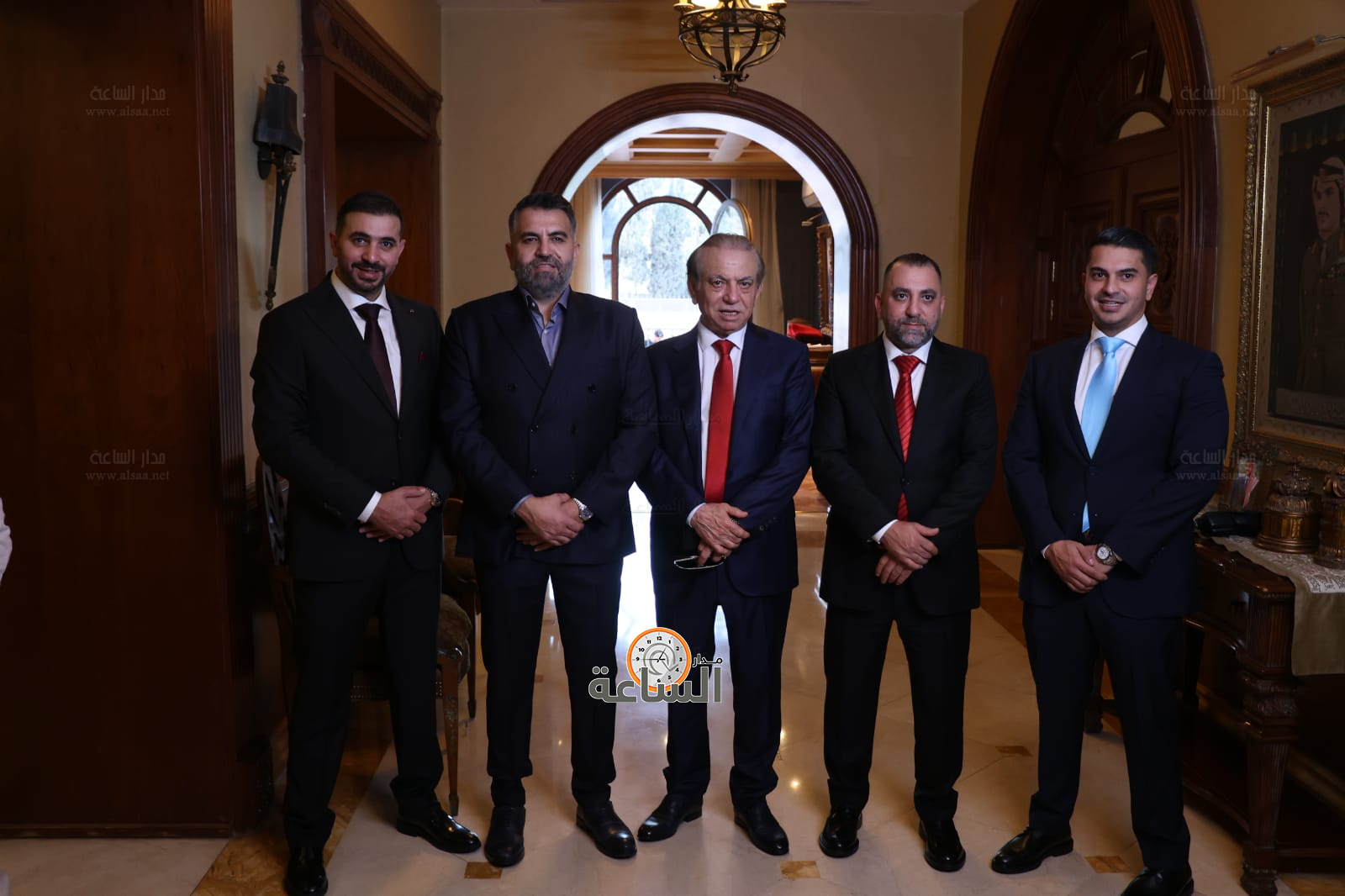 Madar Al-Saa Images 0.20139960384049405