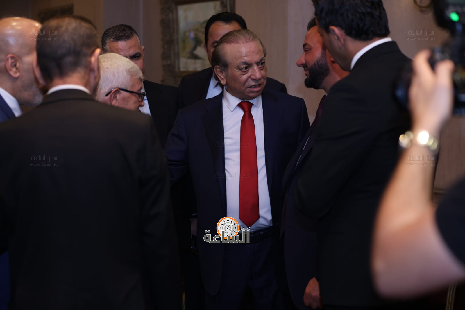 Madar Al-Saa Images 0.702321301847865