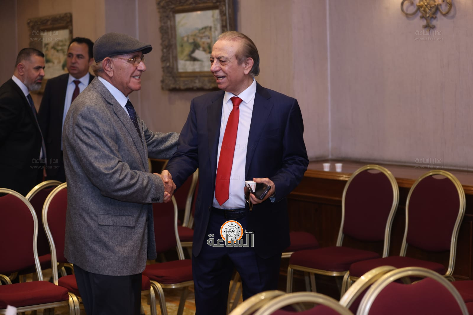 Madar Al-Saa Images 0.06633402420825352