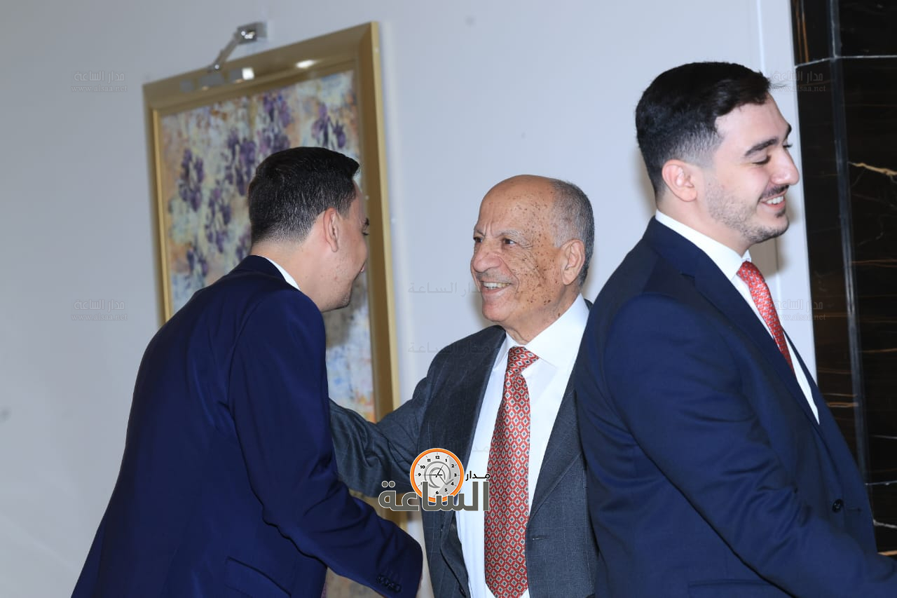 Madar Al-Saa Images 0.8608780213769297