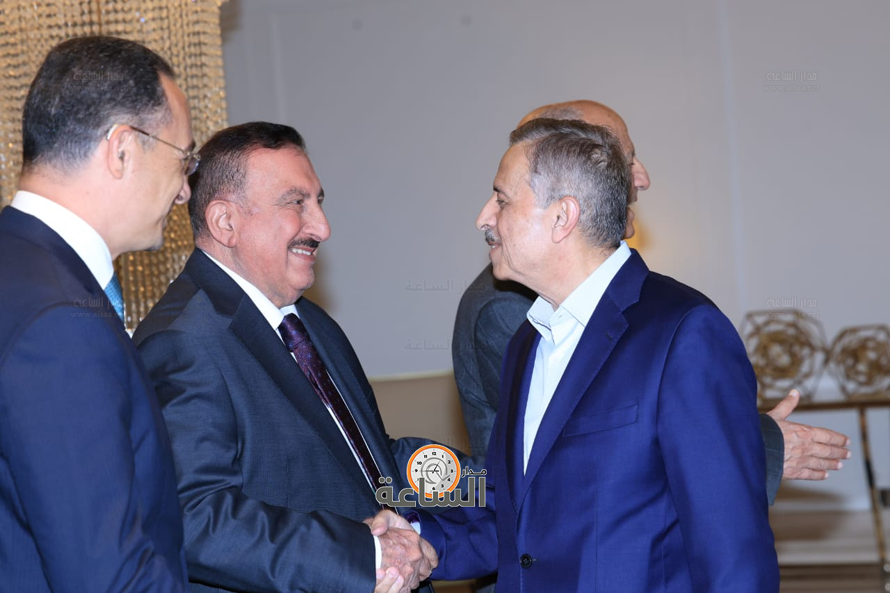 Madar Al-Saa Images 0.3772791617951732