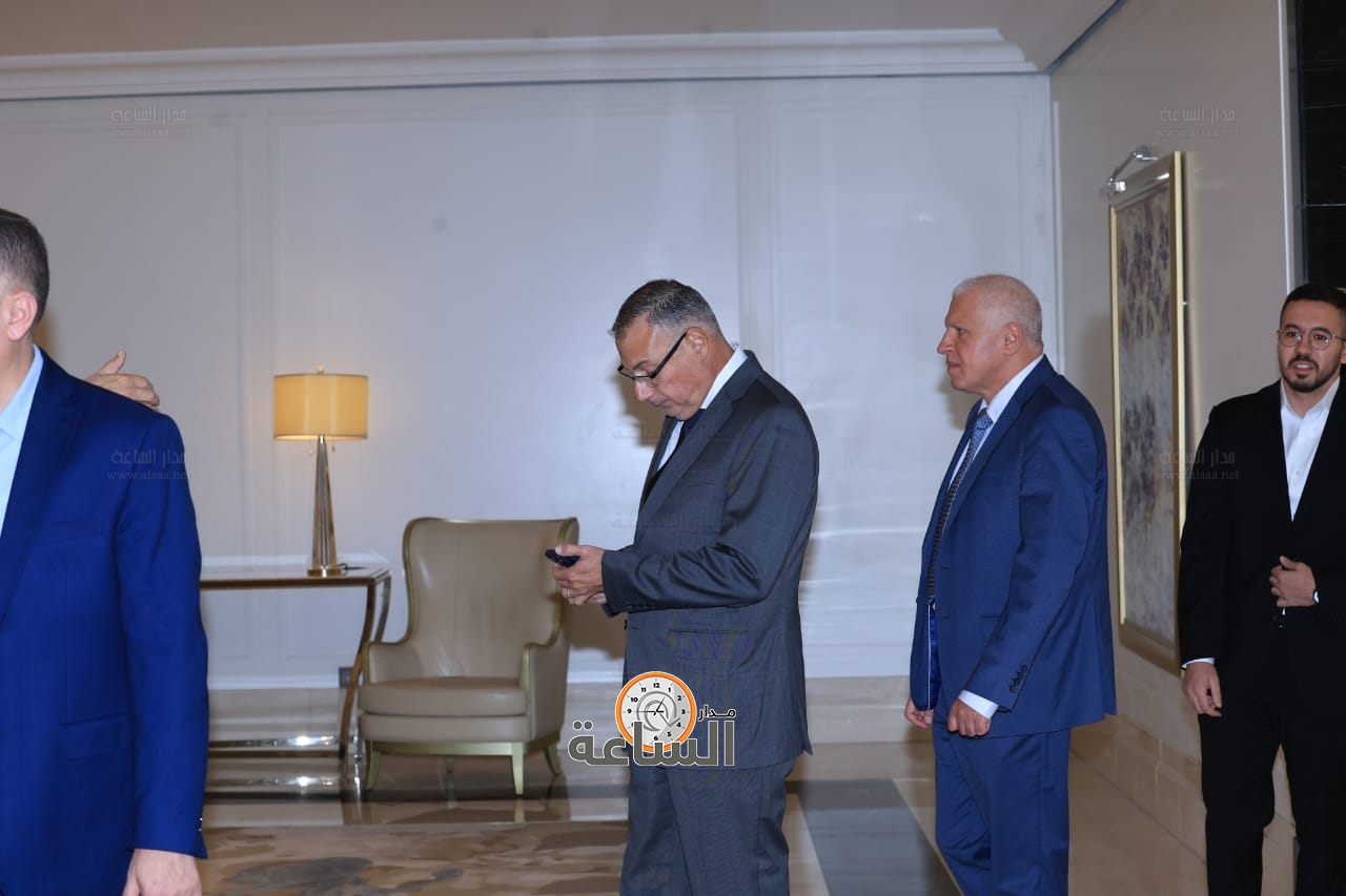 Madar Al-Saa Images 0.972874500152384