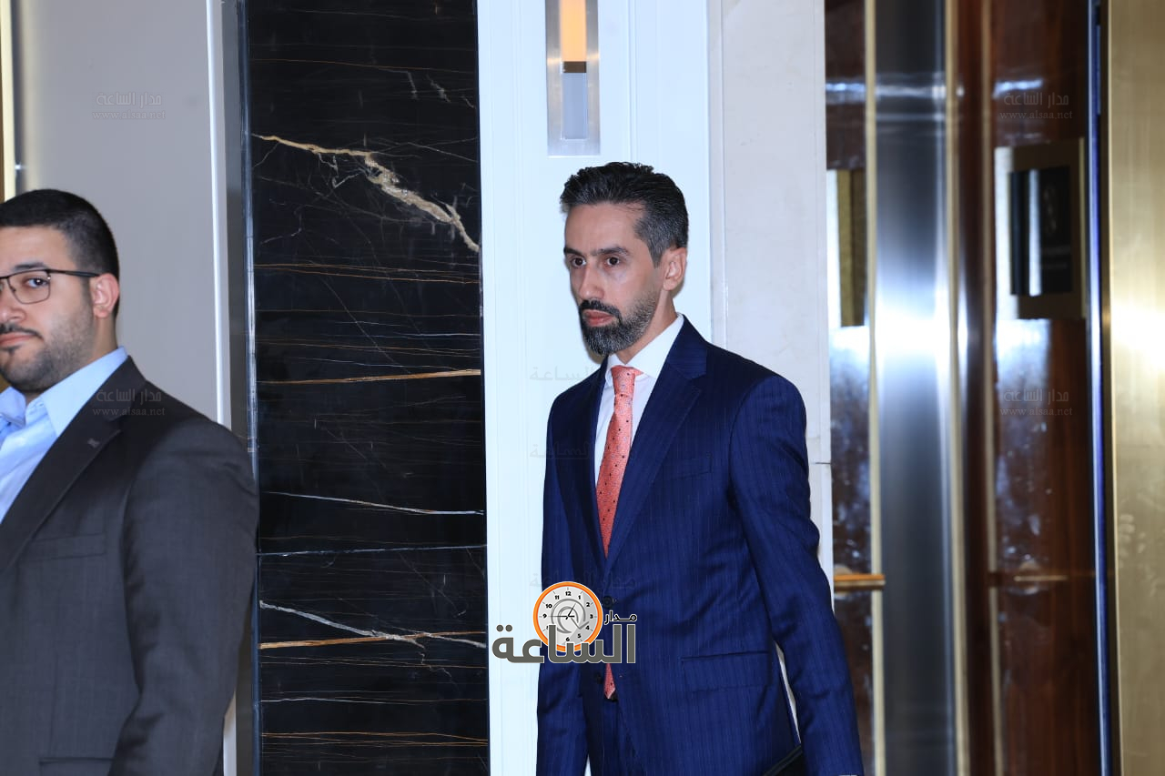 Madar Al-Saa Images 0.0876177183198712