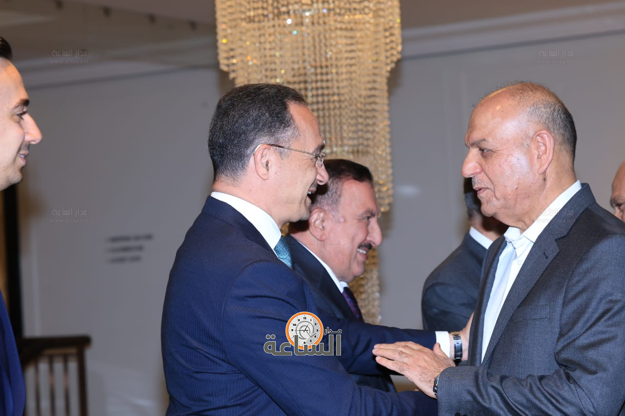 Madar Al-Saa Images 0.022083484861071034