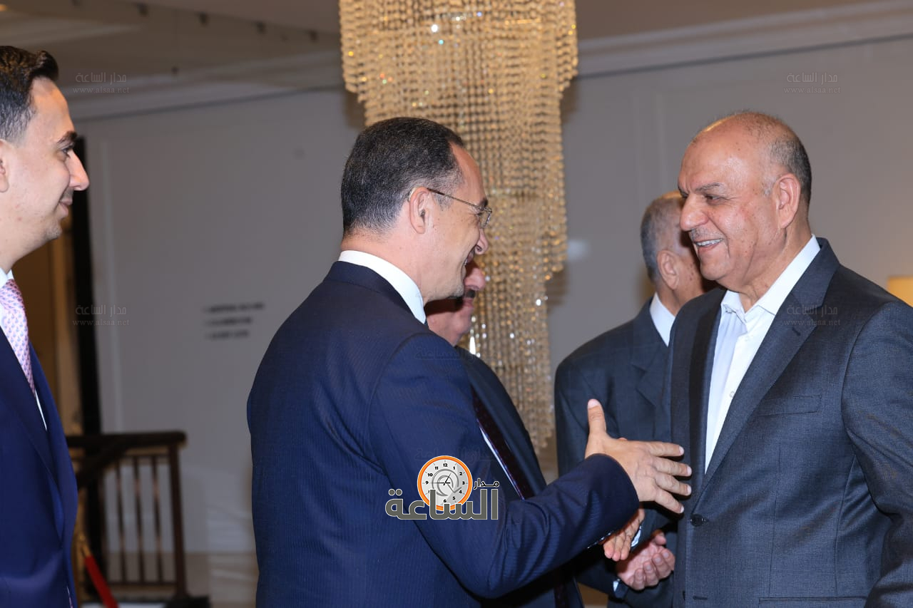 Madar Al-Saa Images 0.2974385036934347