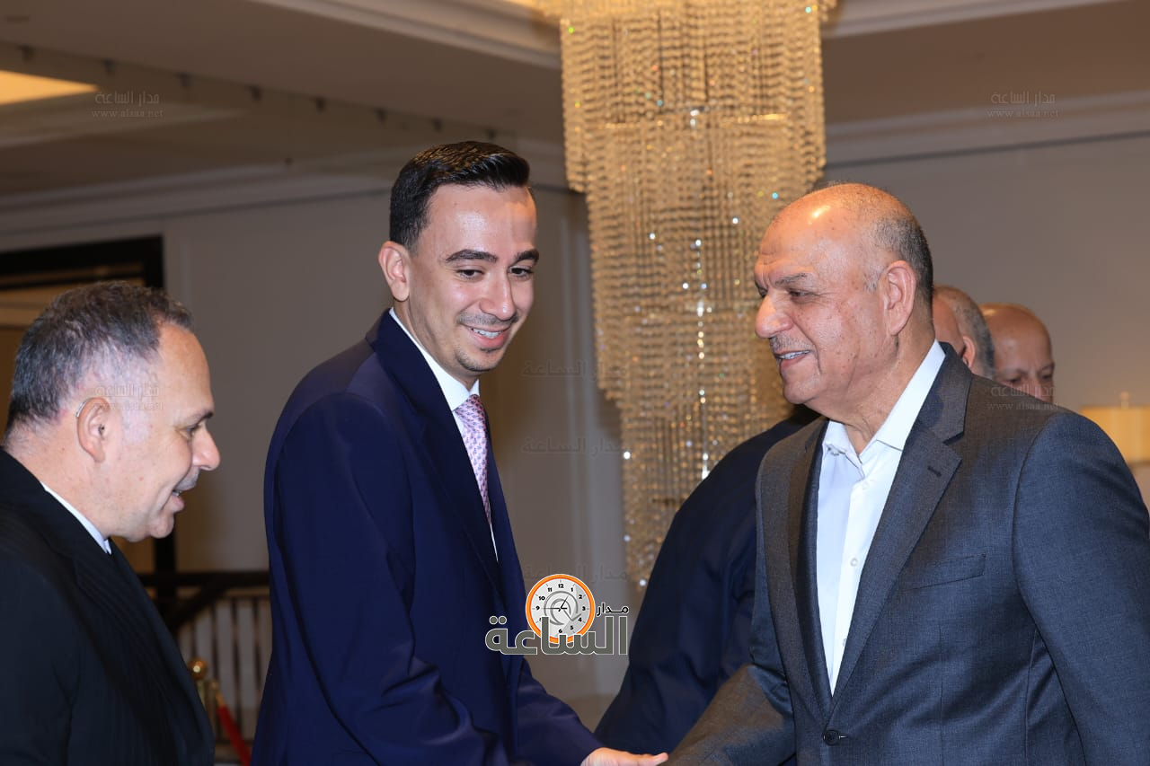 Madar Al-Saa Images 0.41993928756312593