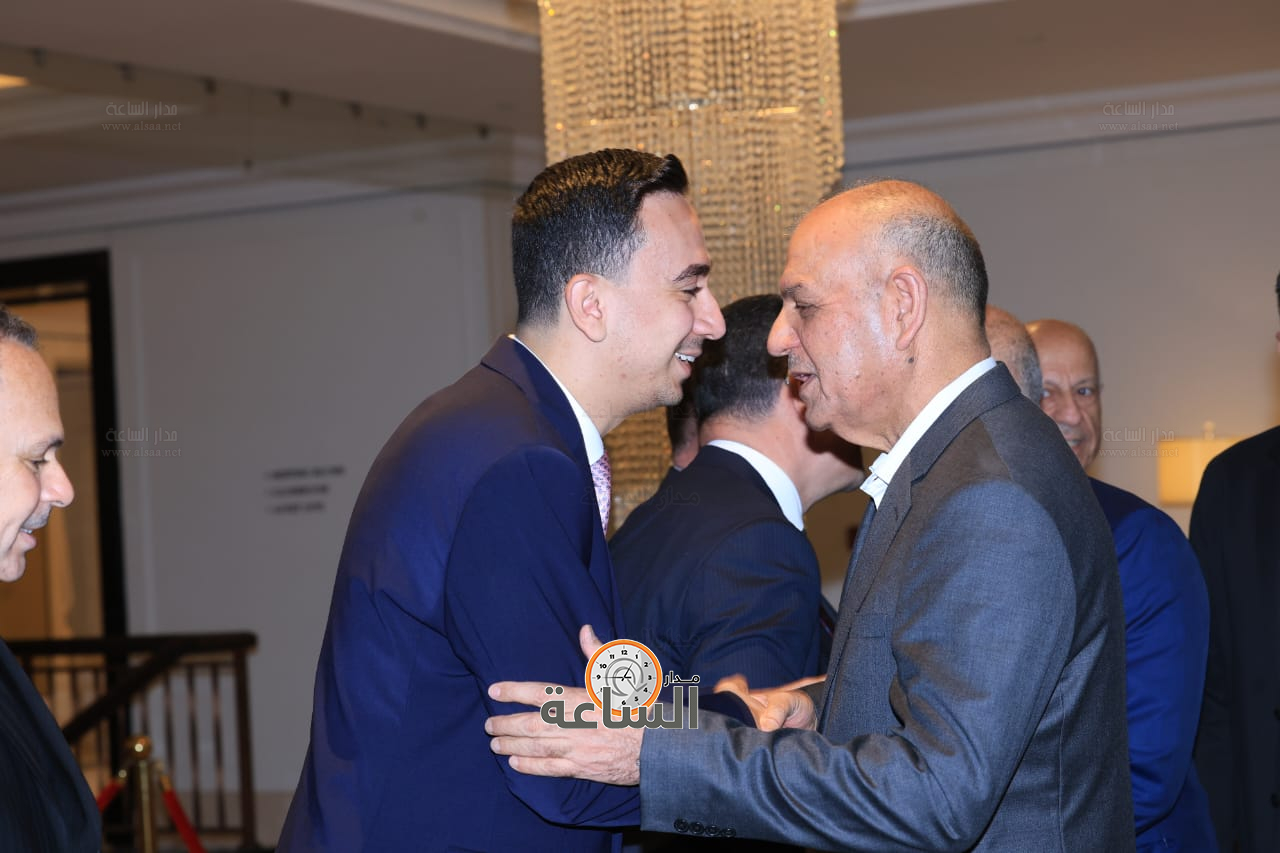 Madar Al-Saa Images 0.6379572145015406