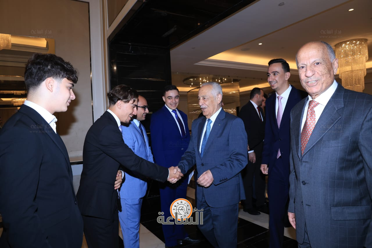 Madar Al-Saa Images 0.9782378602360414