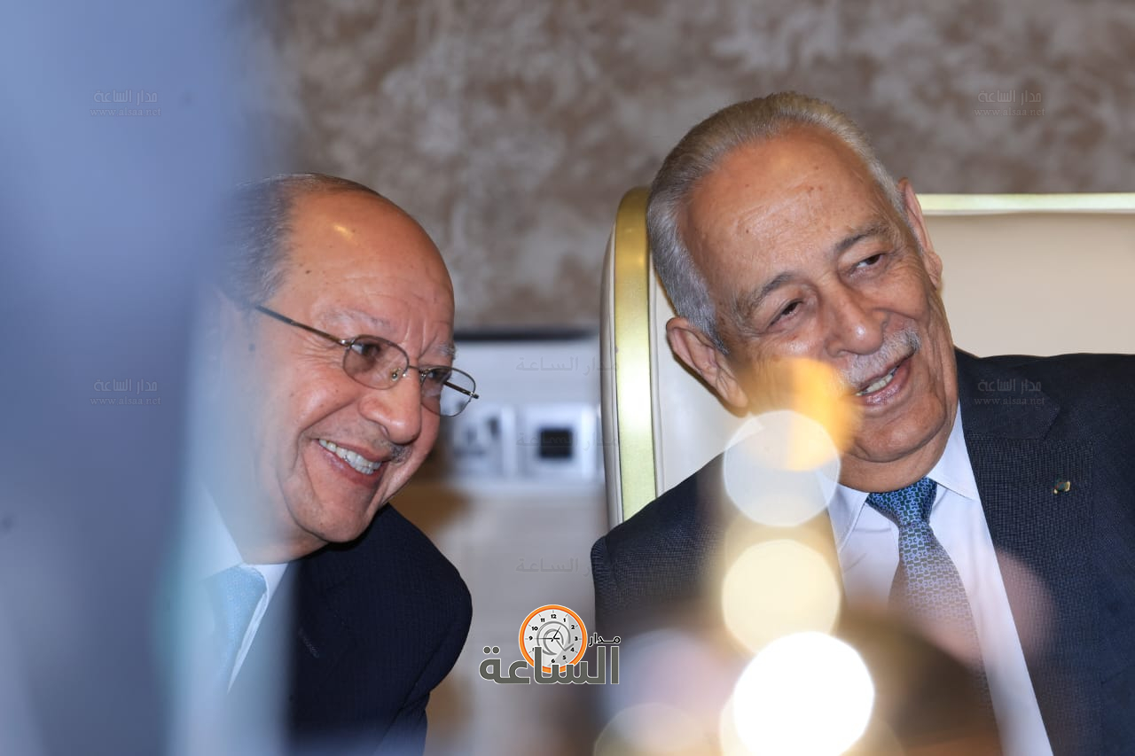 Madar Al-Saa Images 0.45121995917326096