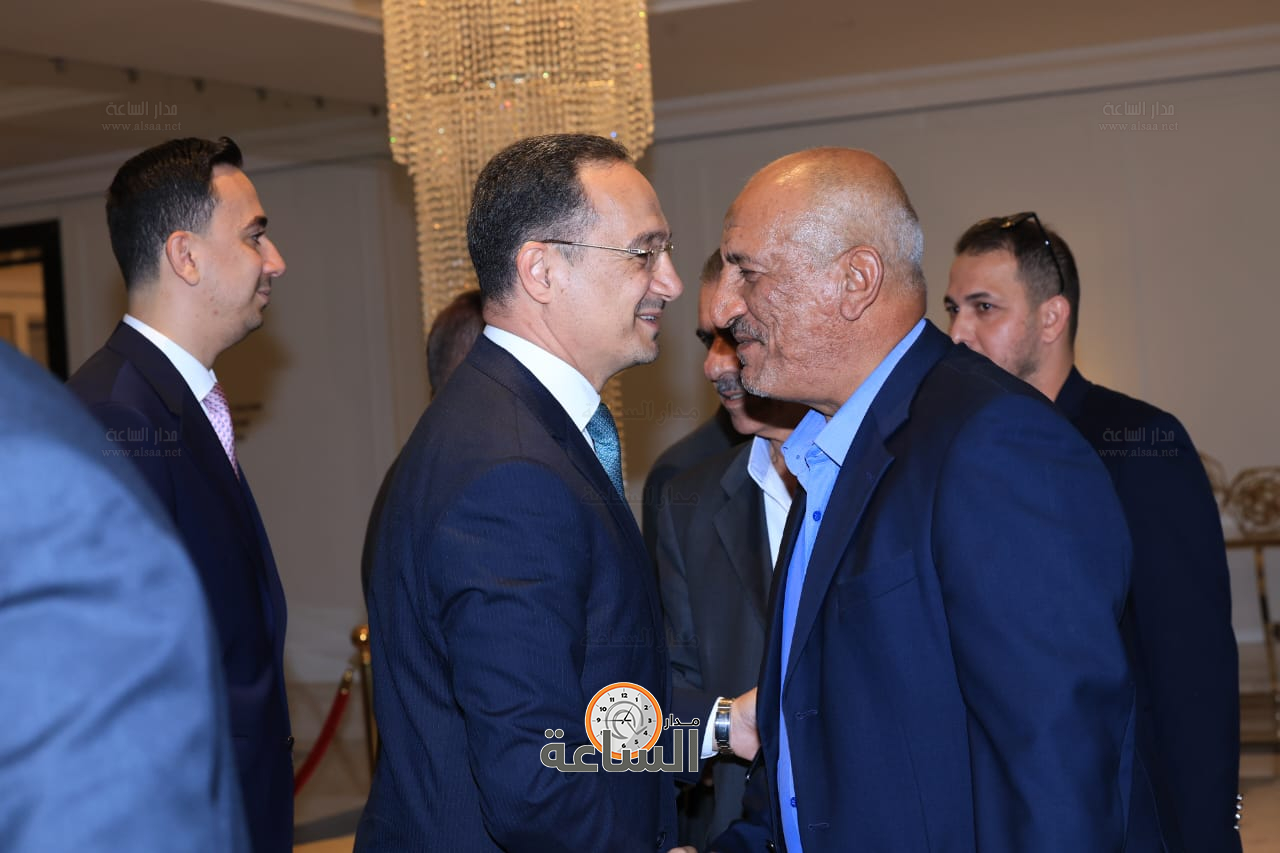 Madar Al-Saa Images 0.4717741315578272