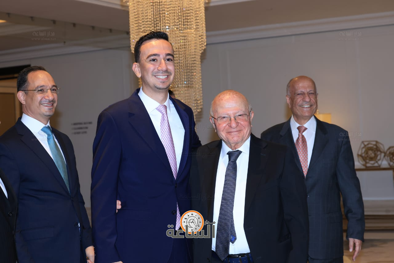 Madar Al-Saa Images 0.7546873010380124