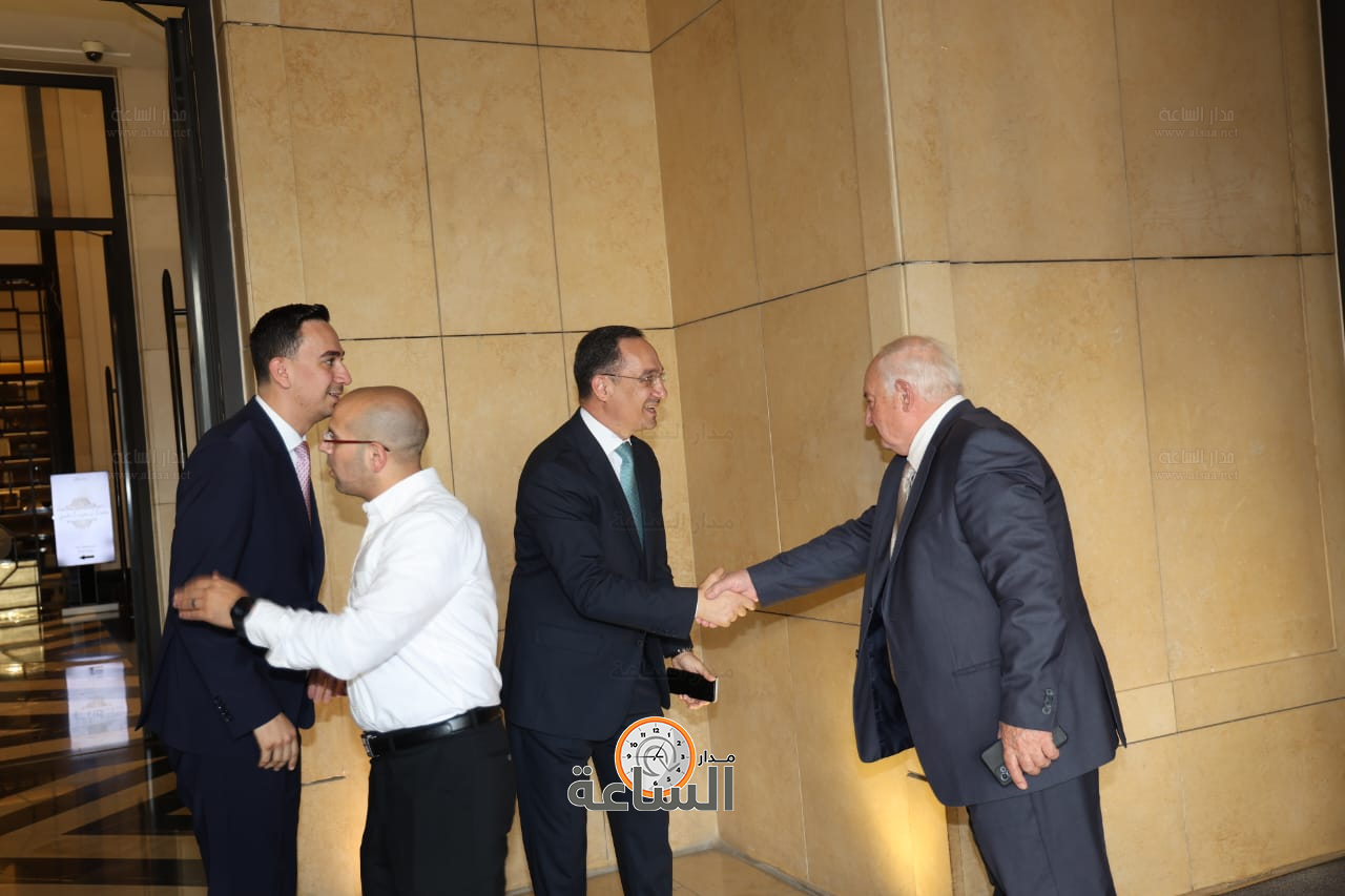 Madar Al-Saa Images 0.3386653328257705