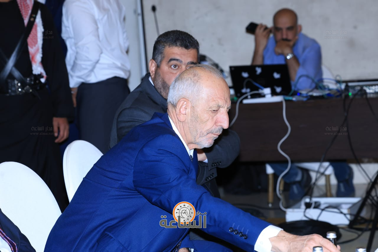 Madar Al-Saa Images 0.07824636180494149