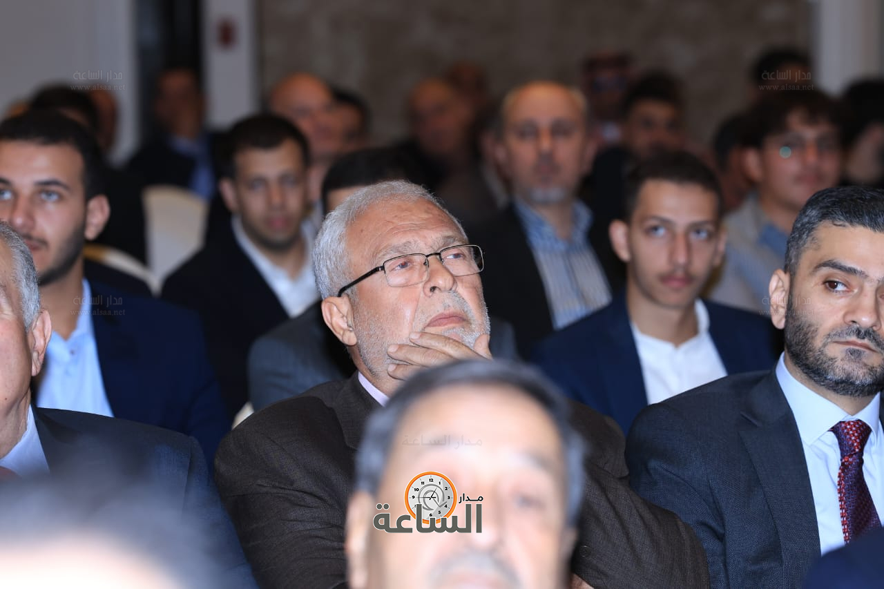 Madar Al-Saa Images 0.8169285400826385