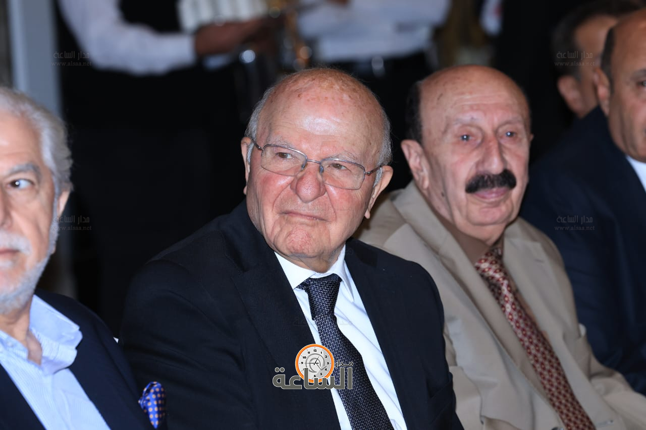 Madar Al-Saa Images 0.44031131598815143