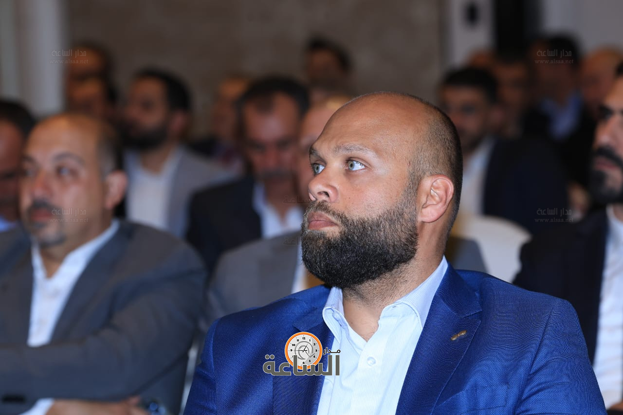 Madar Al-Saa Images 0.7906583663182355