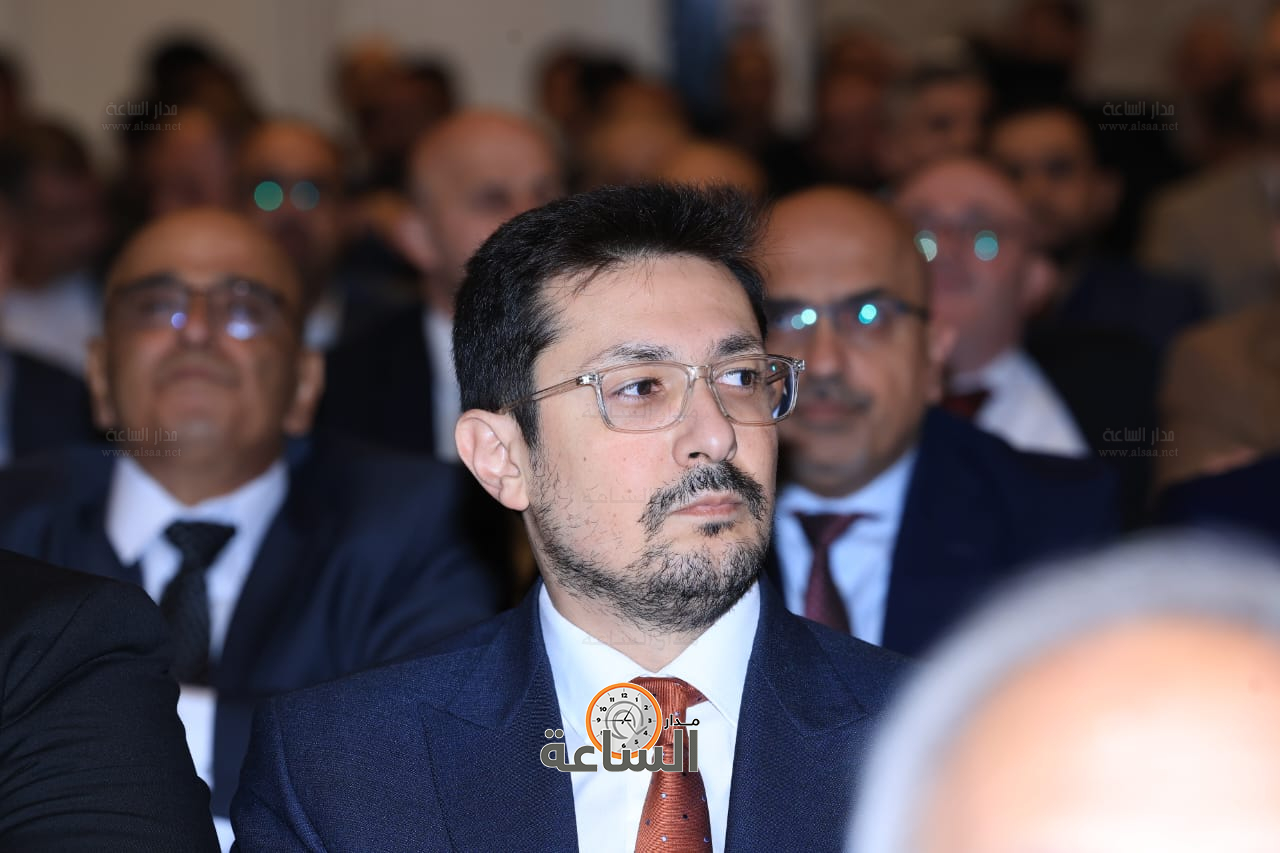 Madar Al-Saa Images 0.7864886607802104