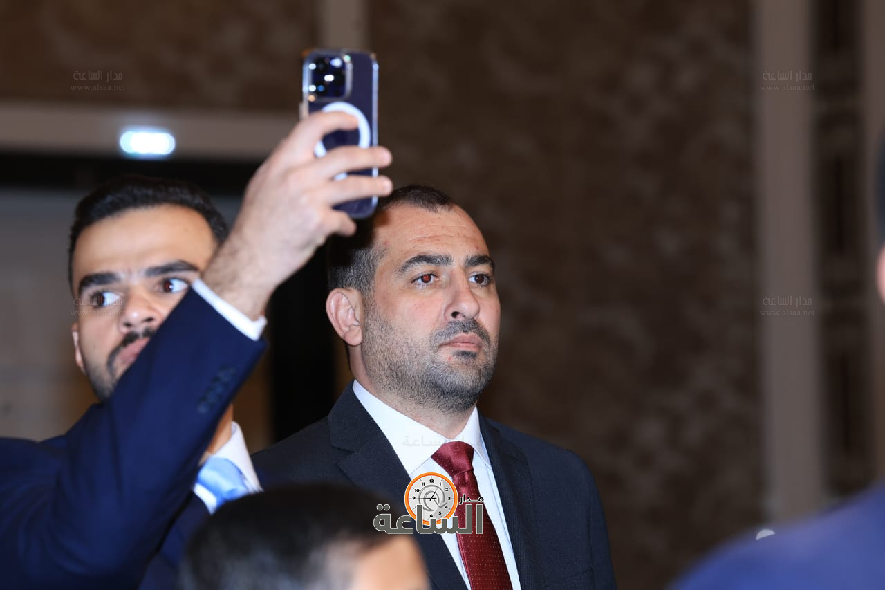 Madar Al-Saa Images 0.25693062750284446