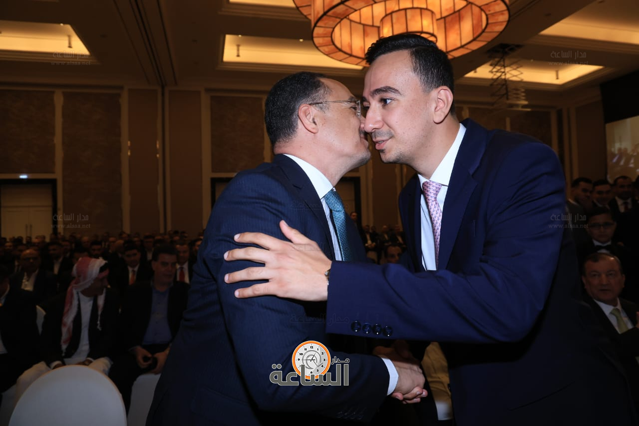 Madar Al-Saa Images 0.35023928229940204