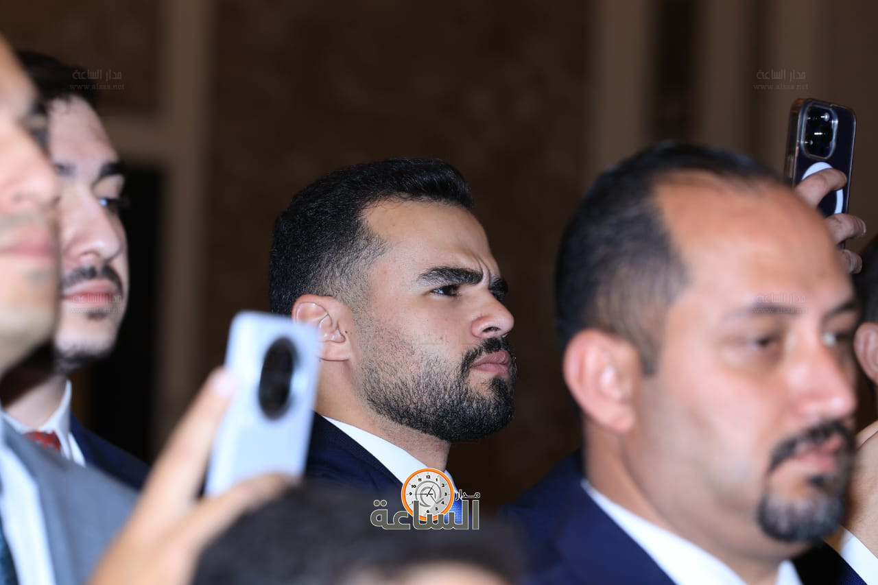 Madar Al-Saa Images 0.7327160943057428