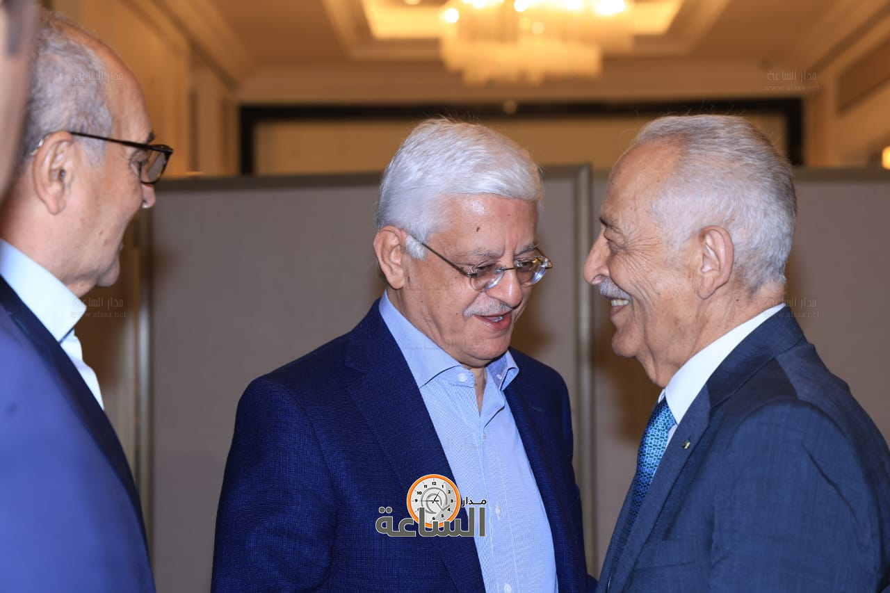 Madar Al-Saa Images 0.41844799923852527