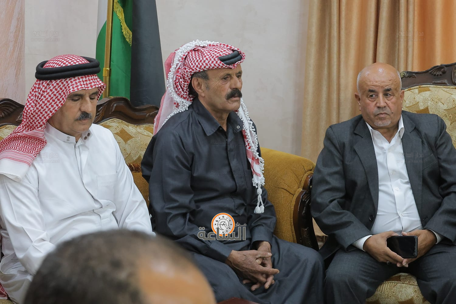 Madar Al-Saa Images 0.5595654952170872