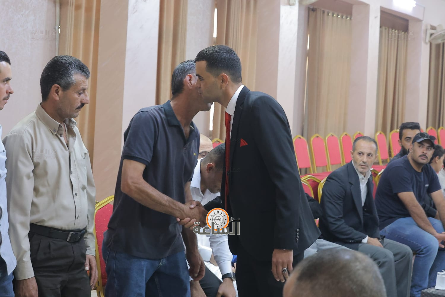 Madar Al-Saa Images 0.8664721043099258