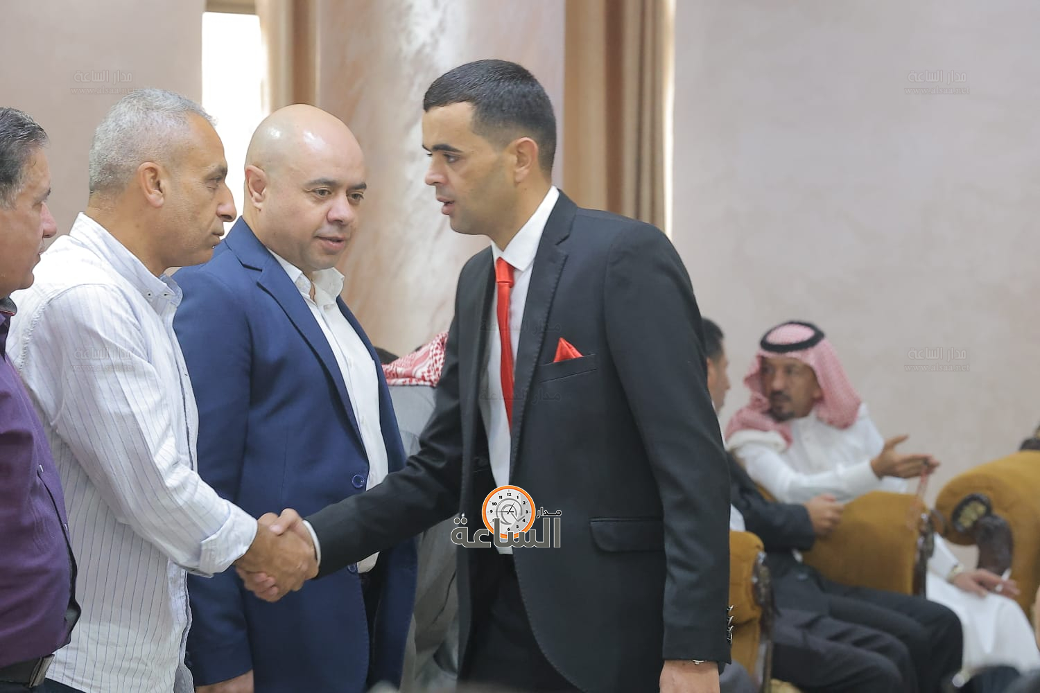 Madar Al-Saa Images 0.46723609883090744