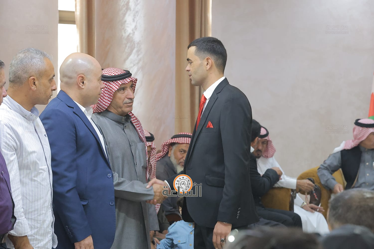 Madar Al-Saa Images 0.2779289598945296