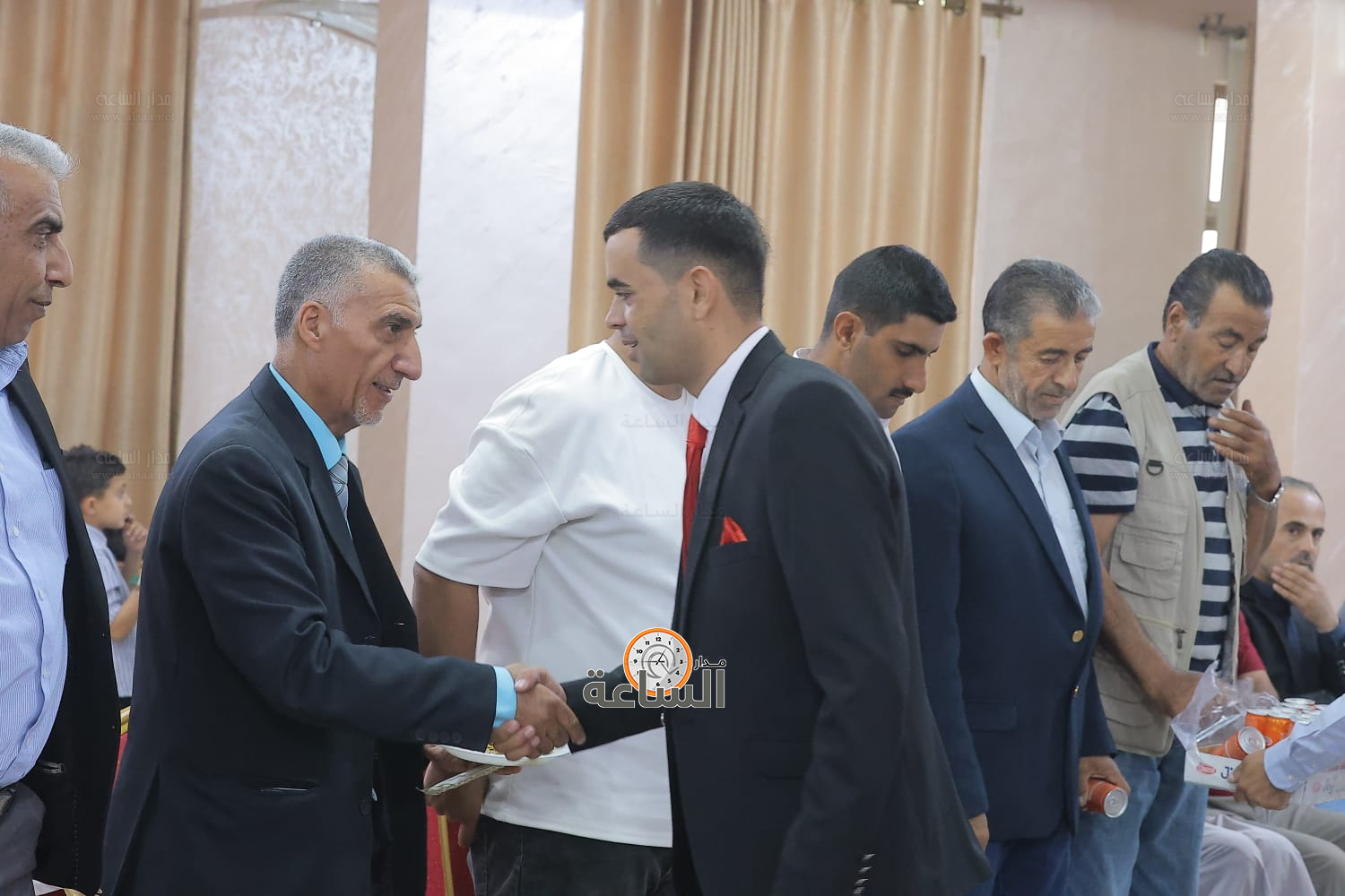 Madar Al-Saa Images 0.2101085035068887