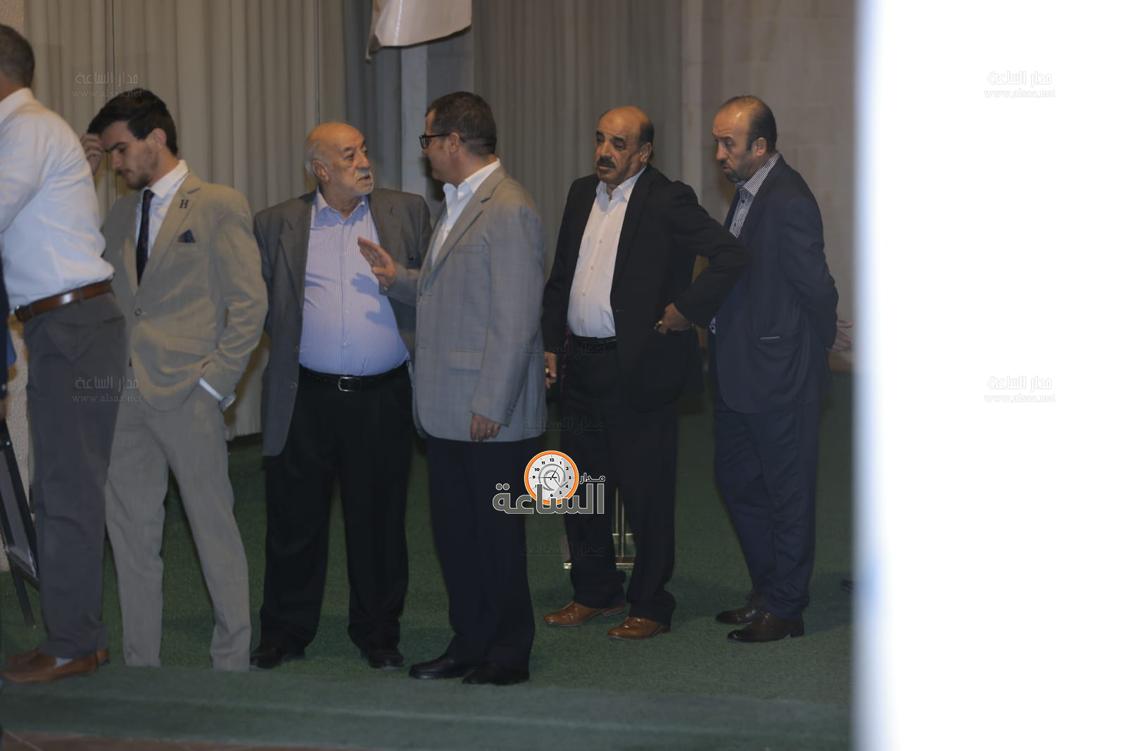 Madar Al-Saa Images 0.6938559935489556