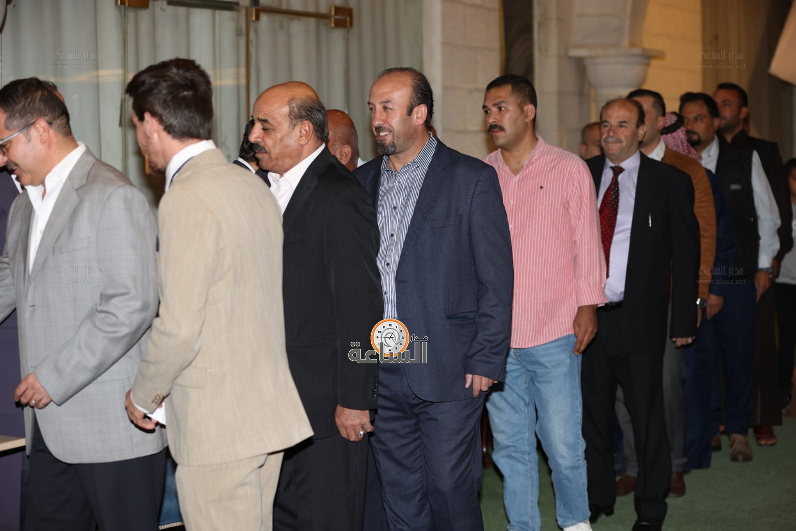 Madar Al-Saa Images 0.7729950610842113